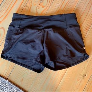 NWOT Lululemon Speed Up Shorts Pure Black